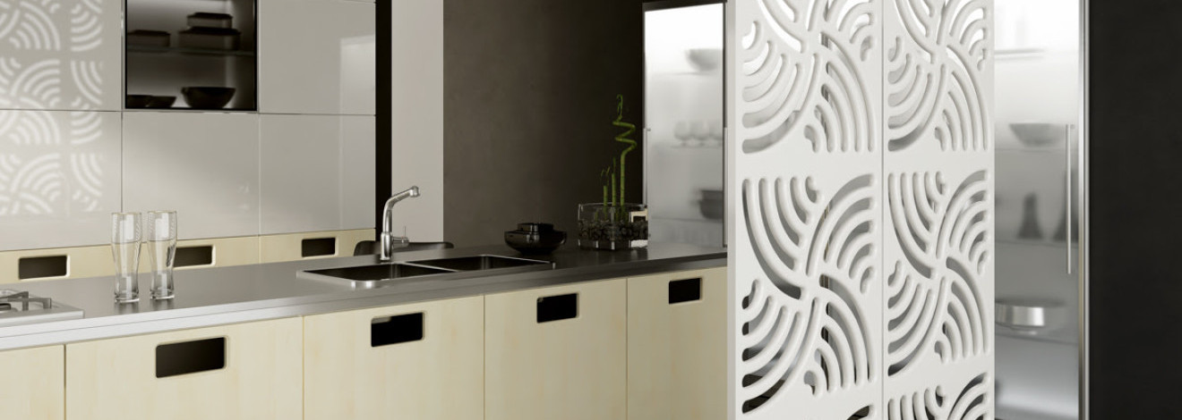 Panel ażurowy jako mobilna przegroda w kawalerce